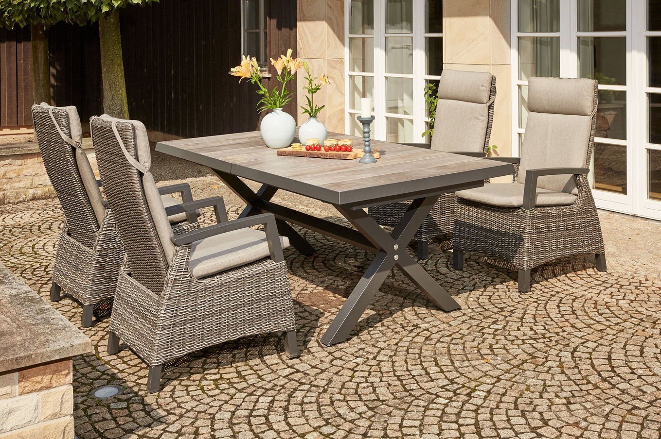 SIENA GARDEN Corido / Sincro Set da Pranzo da Giardino, charcoal, Alu / Intreccio Gardino®, 4 Poltrone da Pranzo, Tavolo Allungabile 200/260x 100 cm 21520__1
