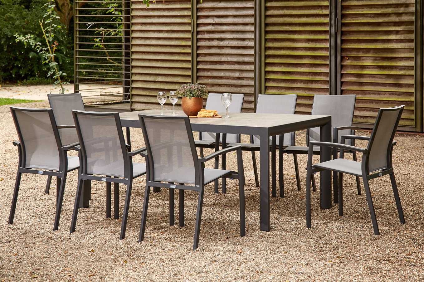 SIENA GARDEN Velia / Silva Set da pranzo da giardino, antracite/washed grey, Alu/Ranotex/Ceramica, 8 poltrone, tavolo 220 x 100 cm 21493__1