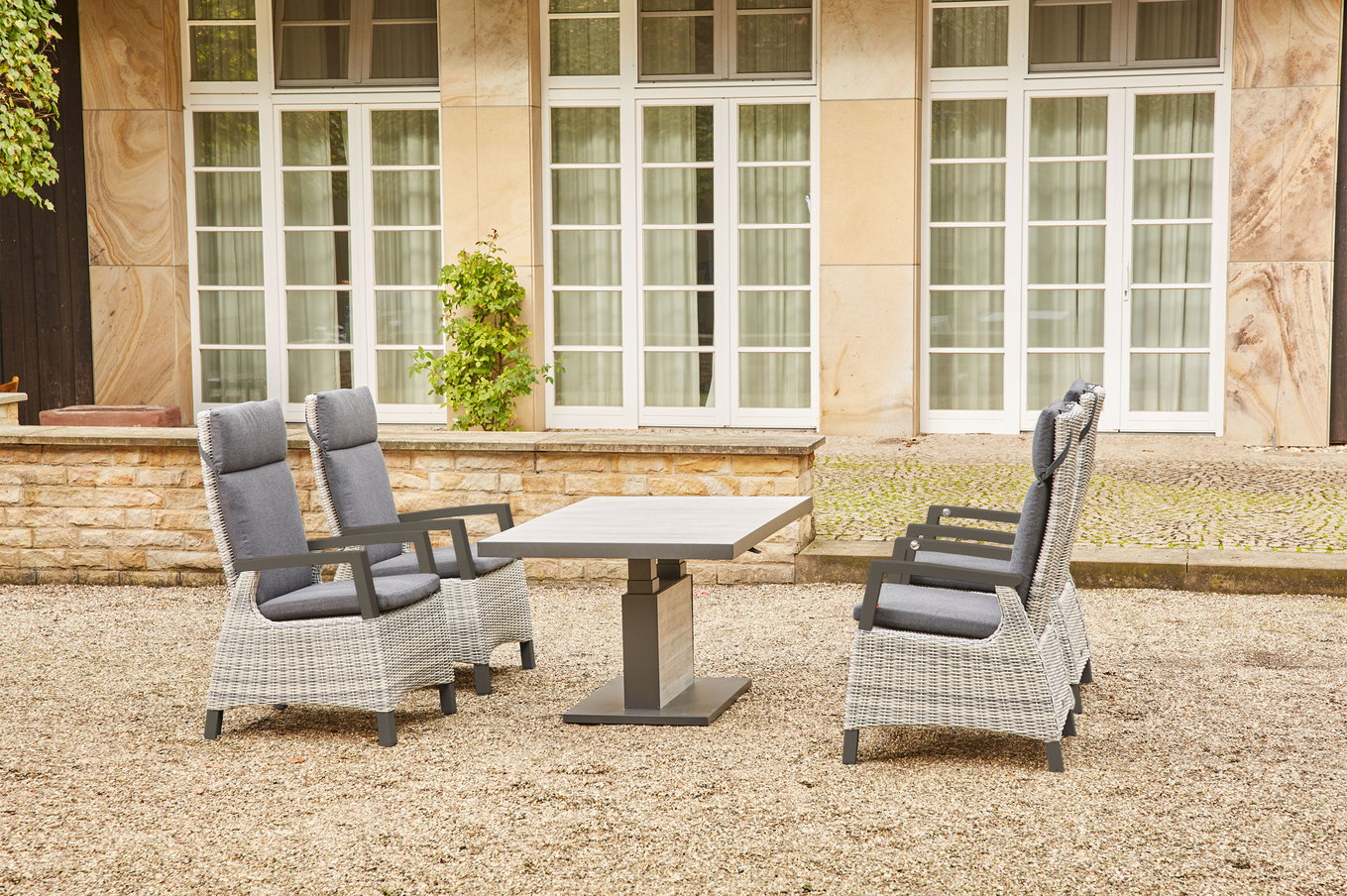 SIENA GARDEN Corido/Bellani Set da pranzo da giardino, antracite/grigio, Alu/Intreccio/Ceramica, 140 x 85 x 50-72cm, incl. 4 poltrone dining 23759__1