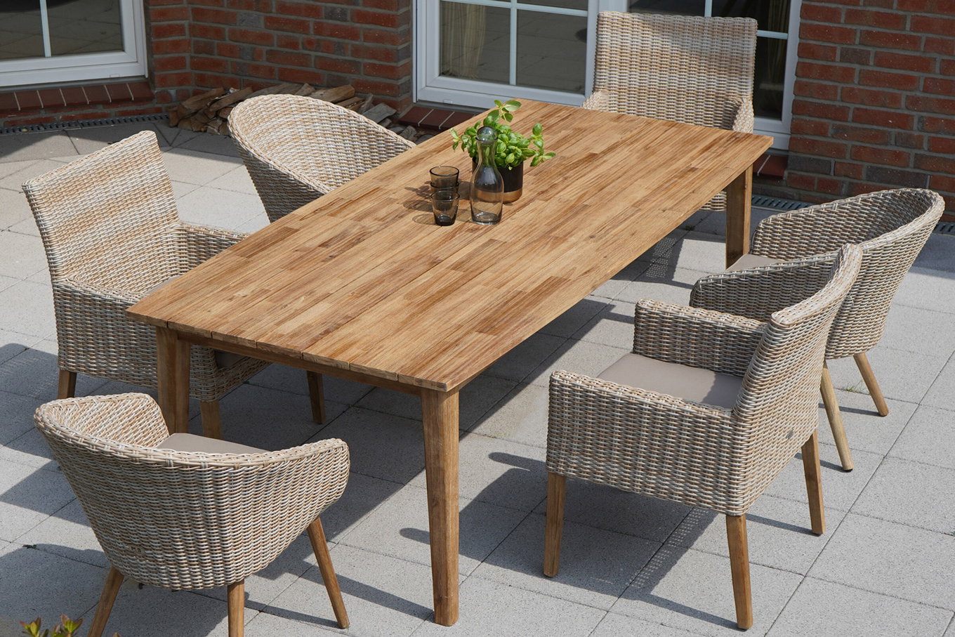 Ploß Borneo Set, beige screziato, Polyrattan/Acacia, tavolo 220 x 100 cm, 3 Cocktail, 3 poltrone stile country, prodotto certificato FSC® 22684__1