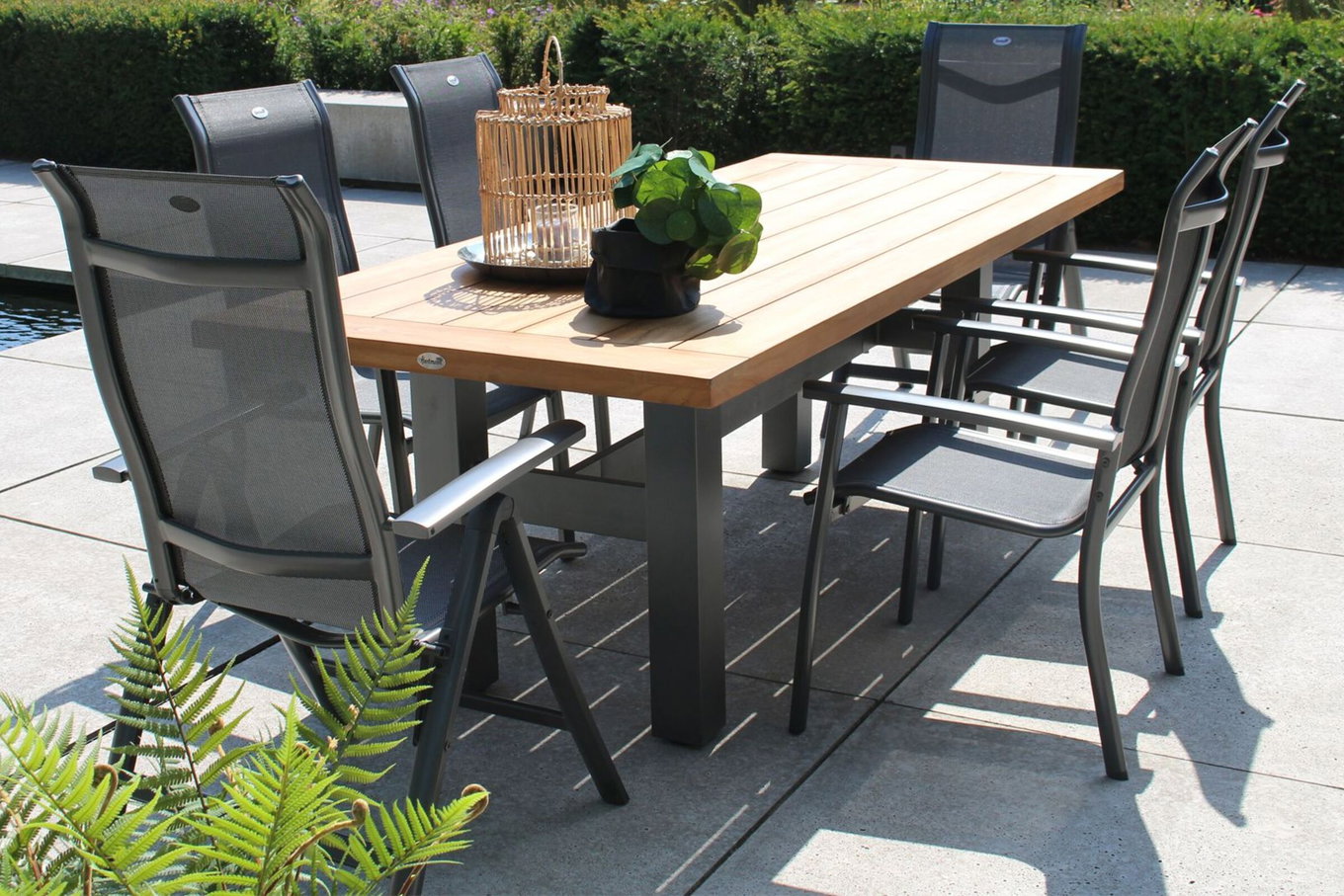 HARTMAN Modello speciale Yasmani/Alice Comfort Set da pranzo da giardino, xerix, alluminio/legno di teak, 240x100cm, 4 sedie impilabili, 2 sedie pieghevoli 19053__1