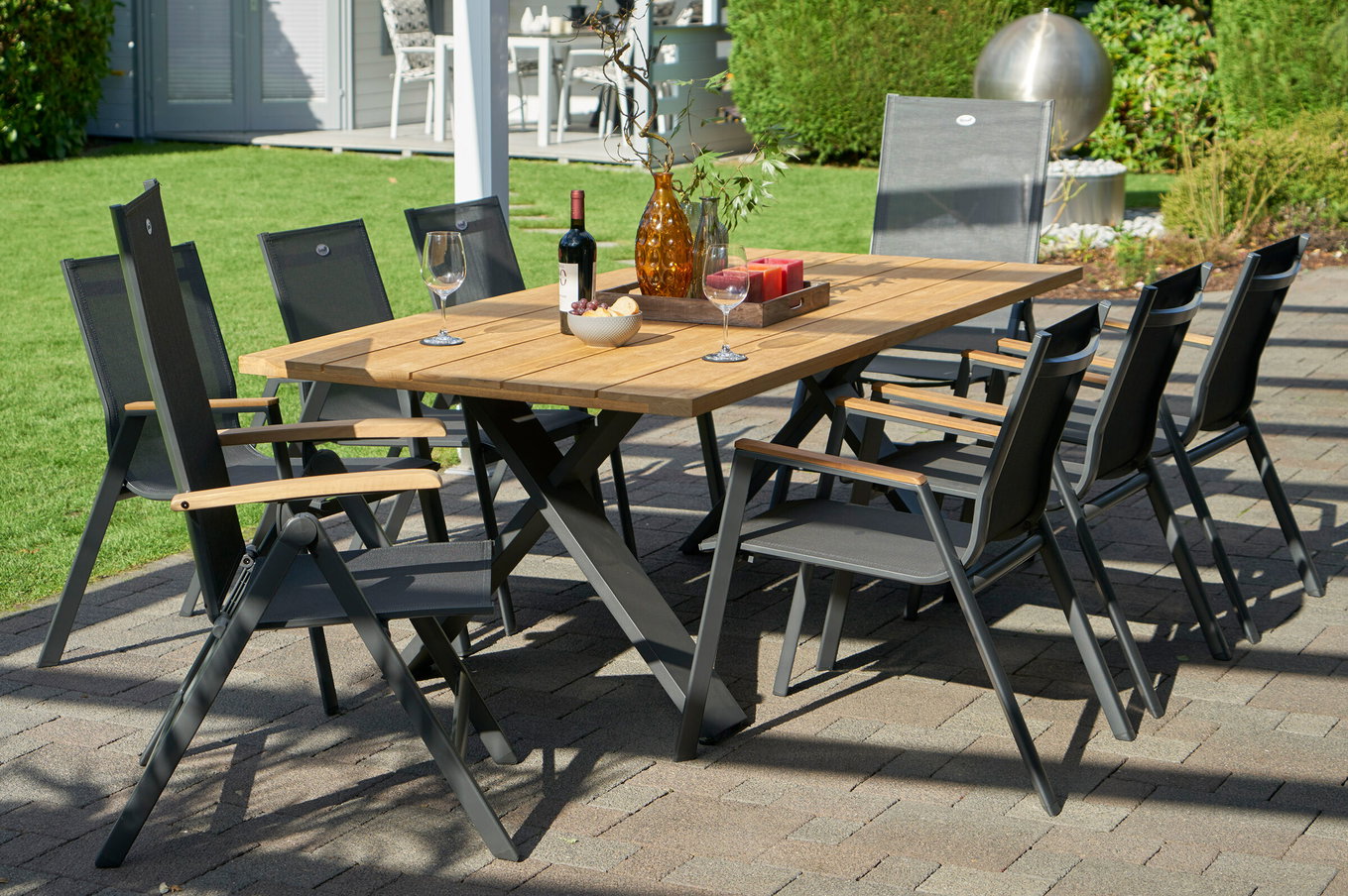 HARTMAN Xanadu / Aruba Gruppo da pranzo da giardino, xerix/antracite, Alu/Teak, 6 poltrone impilabili, 2 sedie pieghevoli, braccioli in teak, 220x100cm 21174__1