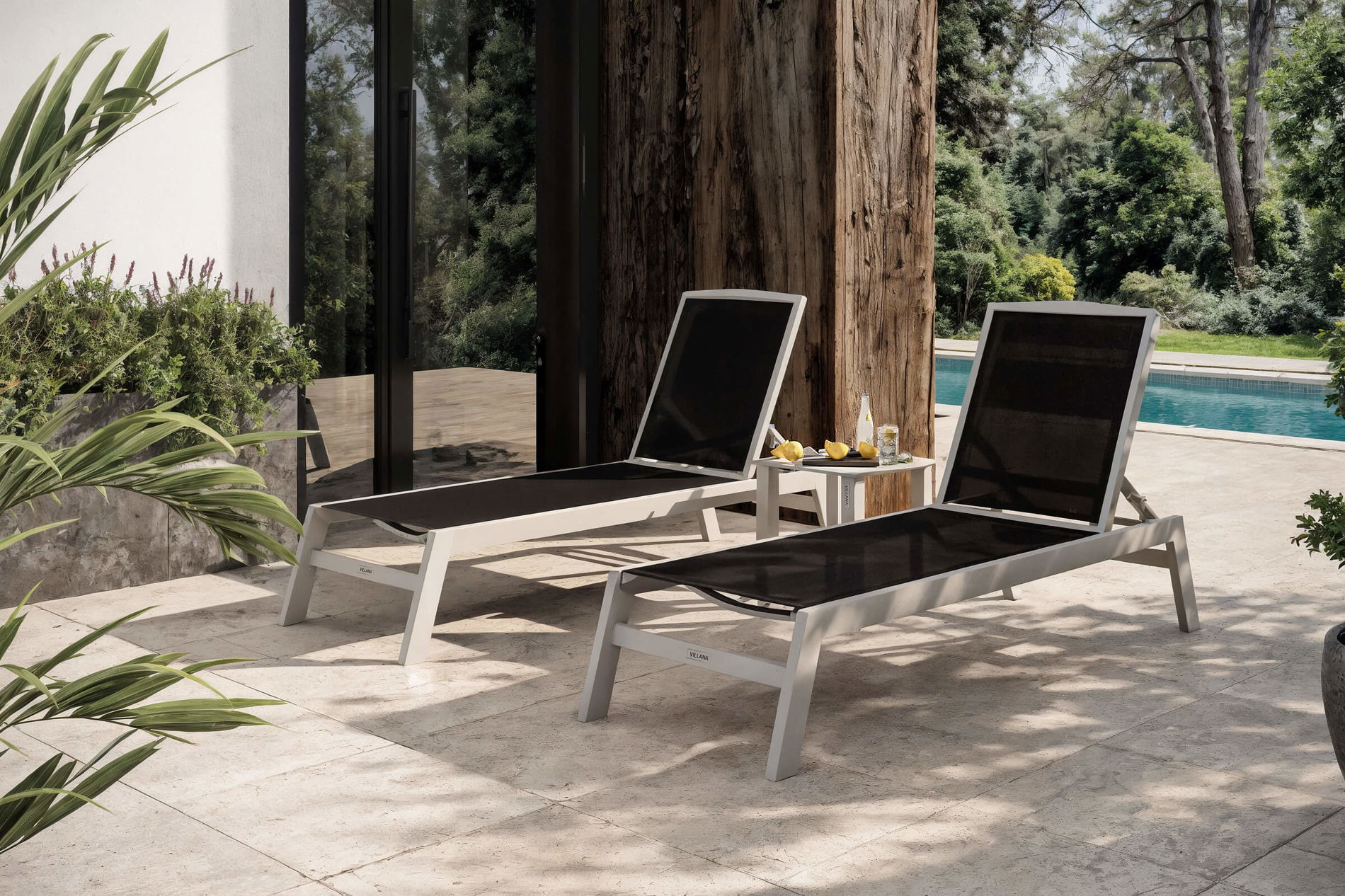 VILLANA Set da 2 Lettini da Sole, argento/nero, Alu/Tessile, 198x66x32cm, con Tavolino 45x45cm