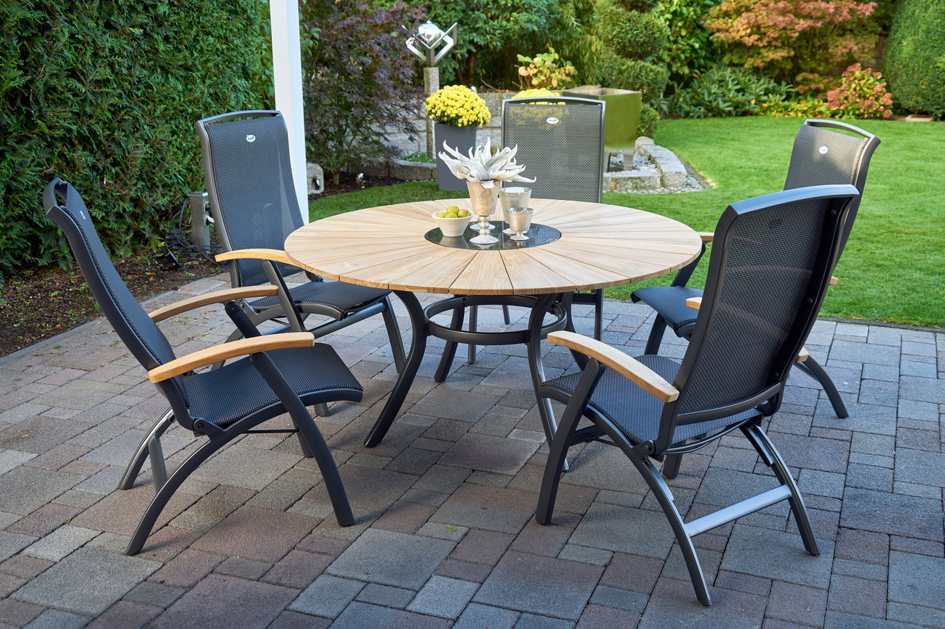 HARTMAN Provence / Da Vinci Gruppo da pranzo da giardino, xerix/antracite, alluminio/legno di teak, 5 sedie pieghevoli, Ø 150cm, incl. refrigeratore per ghiaccio 21185__1