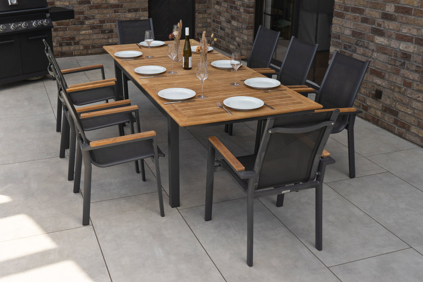 OUTFLEXX Gruppo da pranzo da giardino, antracite opaco, alluminio/textilene, tavolo 180/240 x 100 cm, 8 poltrone impilabili 22188__1