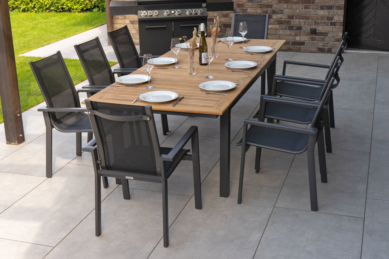 OUTFLEXX Gruppo da pranzo da giardino, OUTFLEXX® antracite opaco, alluminio / teak / textilene, tavolo allungabile 180/240x100cm, 8 sedie impilabili 22194__1