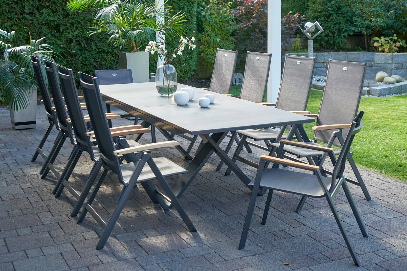 HARTMAN Modello speciale Xanadu / Aruba Gruppo da pranzo da giardino, xerix/antracite, Alu/Vetroceramica, 2 poltrone impilabili, 8 sedie pieghevoli, 220/280x100cm 21131__1