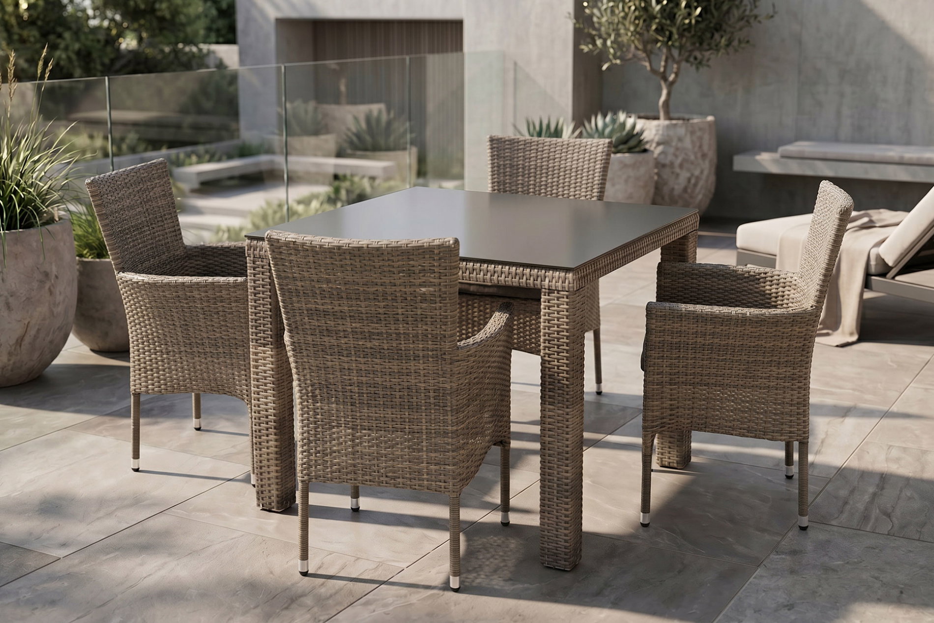 OUTFLEXX Rabida Garten-Essgruppe, champagner-meliert, Polyrattan, Tisch 90 x 90 cm, 4 Stapelsessel, Glasplatte in Steinoptik OUTFLEXX Rabida Garten-Essgruppe, champagner-meliert, Polyrattan, Tisch 90 x 90 cm, 4 Stapelsessel, Glasplatte in Steinoptik
