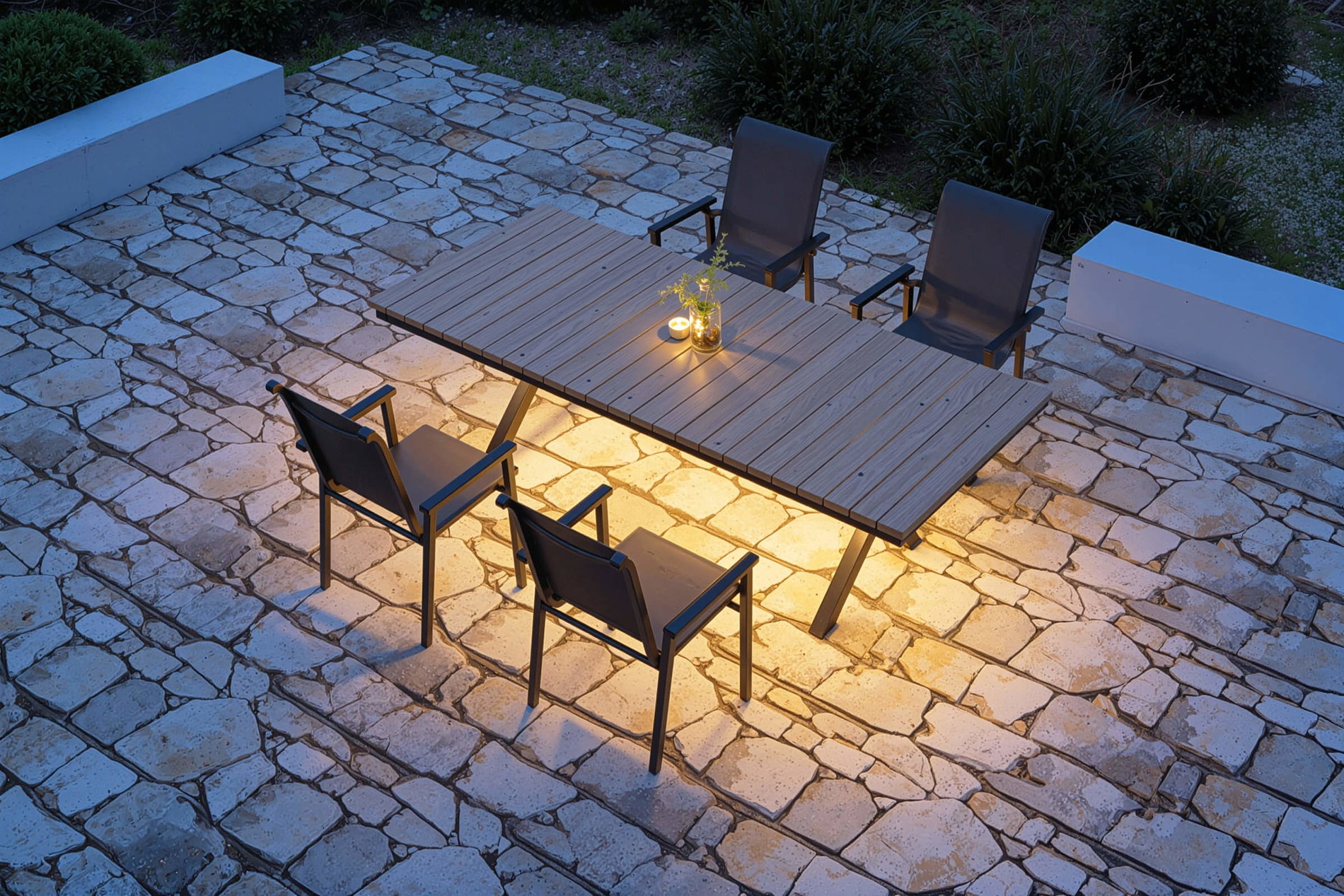 KETTLER Modello esclusivo BasicPlus 2026, Set da pranzo da giardino con illuminazione LED, antracite/naturale, Alluminio/Imitazione legno, 240 x 100 cm, 4 sedie impilabili