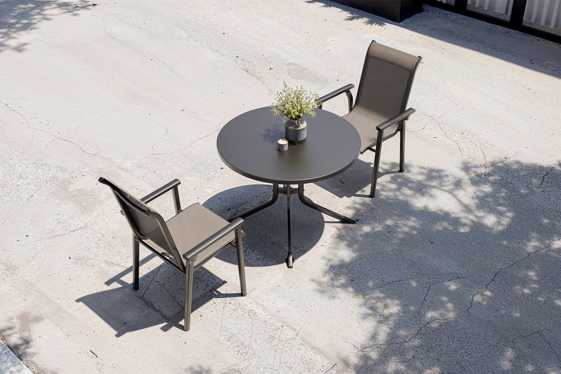 KETTLER BasicPlus Pro Garten-Essgruppe, anthrazit, Aluminium/Textilene/KETTALUX, Ø 100 x 74 cm, 2 Stapelsessel