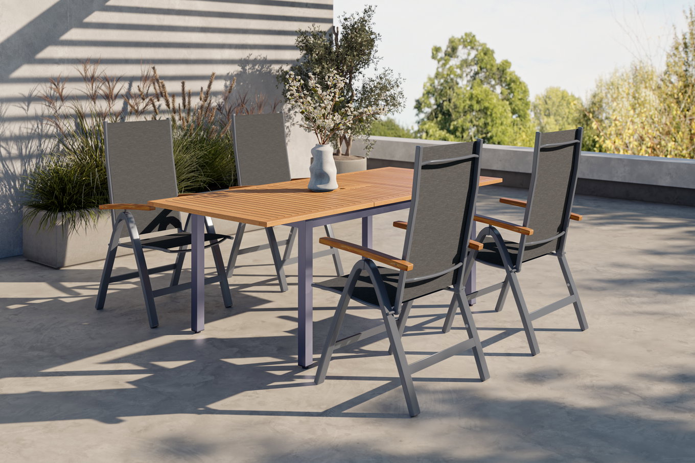 VILLANA Set da pranzo da giardino, nero/grigio, alluminio/eucalipto, tavolo 150/200 x 90 cm, 4 sedie pieghevoli, robusto, allungabile, resistente alle intemperie, prodotto certificato FSC® 80360__1