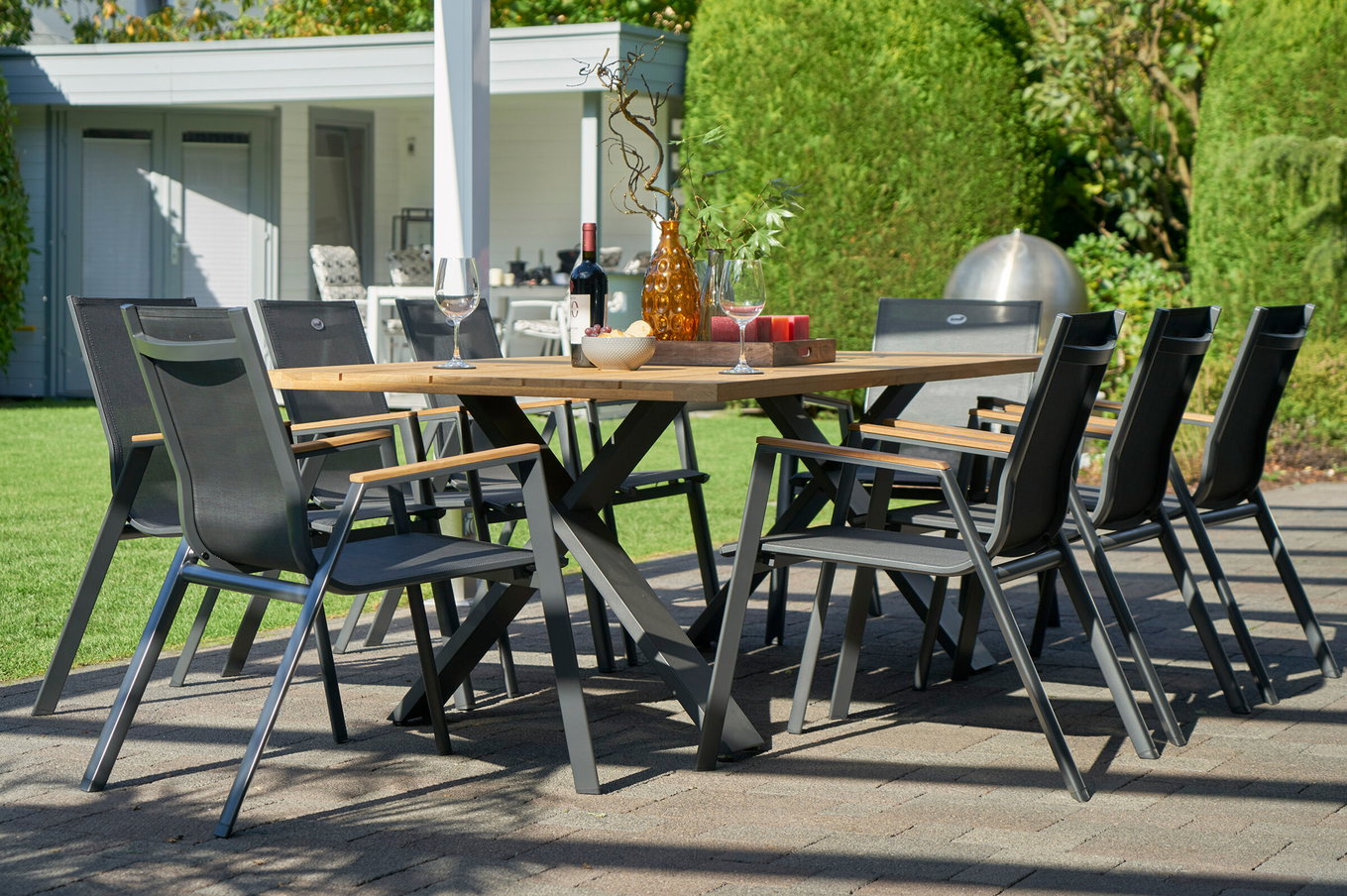 HARTMAN Xanadu / Aruba Set, xerix/antracite, Alluminio/Legno di teak, 8 poltrone impilabili, braccioli in teak, 220x100cm 21172__1